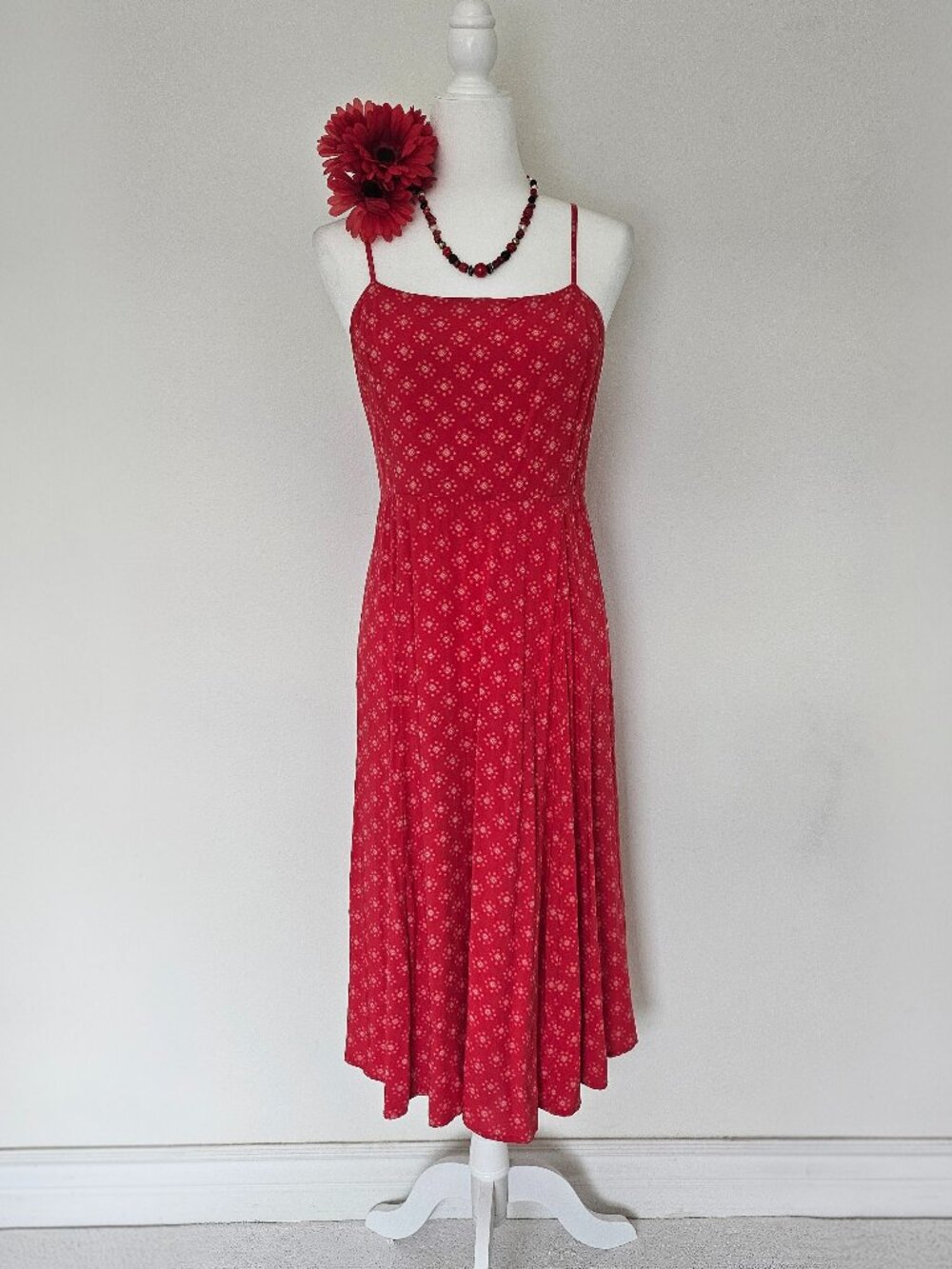 GAP Red Geometric Floral Print Cami Midi Dress M Smocked Back Adjustable Straps